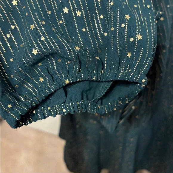 BloomChic Plus Glitter Lantern Sleeve Blouse - Picture 7 of 13